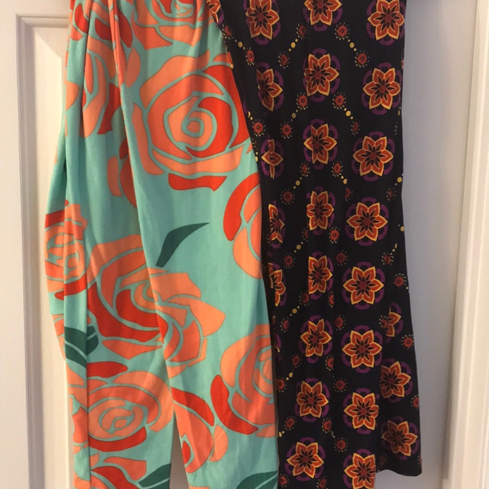 2 LuLaRoe TC leggings. Like new